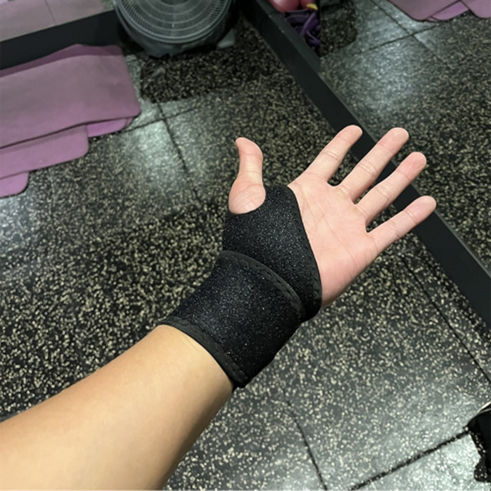 손목보호대 손목터널증후군 예방 흘러내리지않는스트랩 2중보호 고밀도원단소재